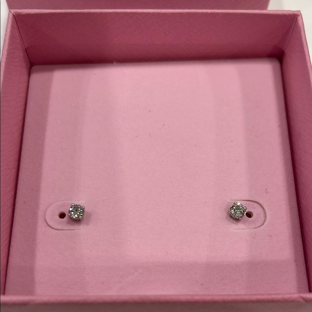SWAROVSKI CRYSTAL ROUND STUD EARRINGS BRAND NEW - Picture 4 of 5